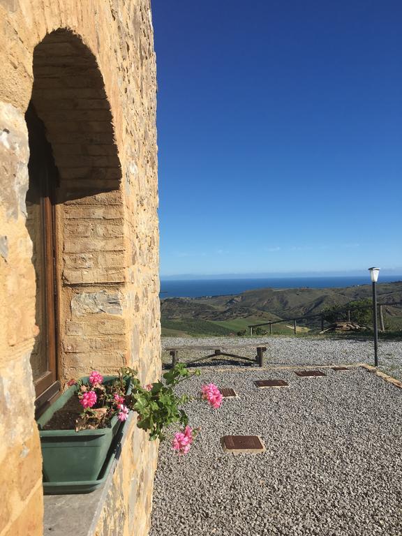 Collesano Agriturismo Case Tabarani מראה חיצוני תמונה