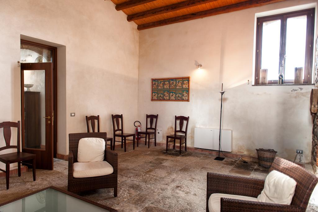 Collesano Agriturismo Case Tabarani מראה חיצוני תמונה