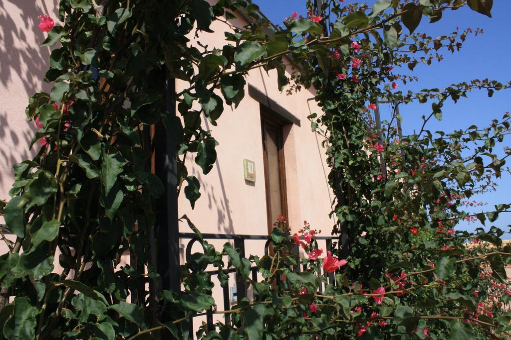 Collesano Agriturismo Case Tabarani מראה חיצוני תמונה