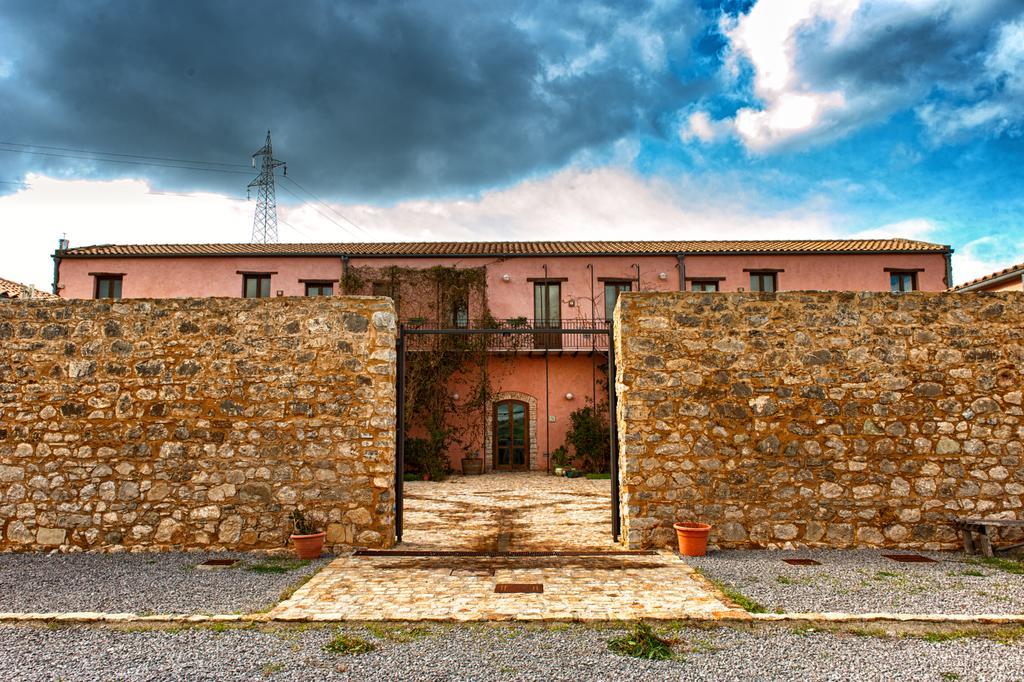 Collesano Agriturismo Case Tabarani מראה חיצוני תמונה